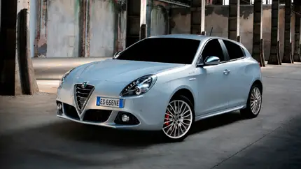 Alfa Romeo выпустит новый компактный хэтчбек на платформе STLA One с разными моторами