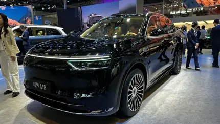 Этот китайский SUV теряет в цене меньше конкурентов — Aito M8 показал 85,3%