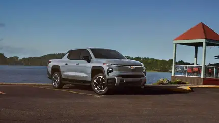 Chevrolet сокращает палитру Silverado EV: Slate Gray не вернется в 2027 году