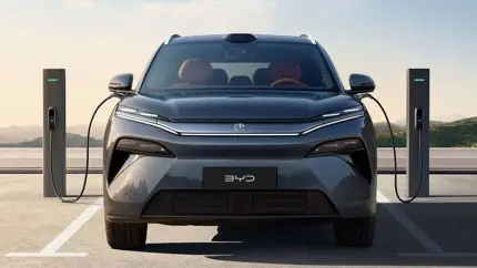 BYD переплюнула всех: зарядка электрокара будет быстрее заправки на АЗС