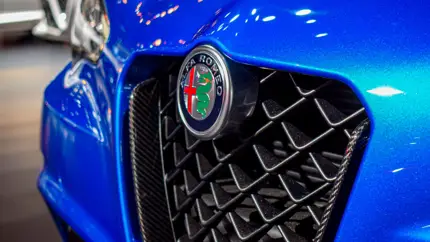 Alfa Romeo готовится к прорыву: кроссовер Stelvio второго поколения и амбициозные планы на 2025 год
