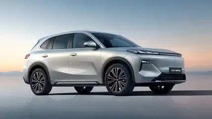 Geely EX5 EM-i вошел в топ-10 SUV: продажи за месяц выросли более чем вдвое