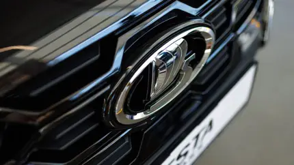 LADA разогналась в июне: какие модели вытянули продажи АвтоВАЗа вверх
