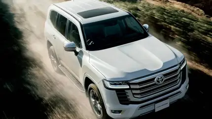 В России начали продавать Toyota Land Cruiser 300 2025 года выпуска: сколько он стоит