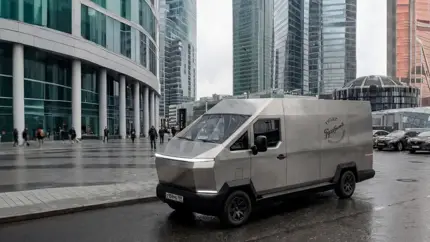 Продажи ещё не начались, а ценник уже менялся несколько раз: новая российская модель не перестает удивлять