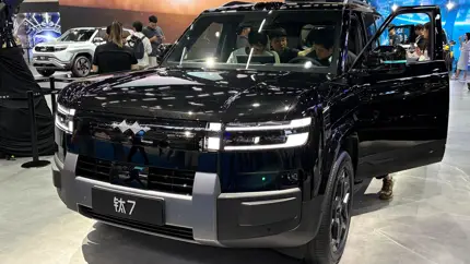 BYD показал в Чэнду гибридный внедорожник FangChengBao Ti7