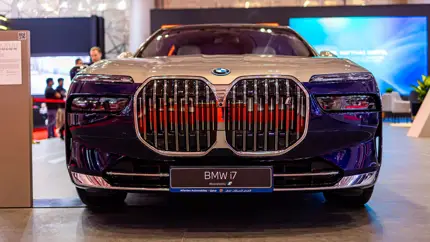 Премиум с обвалом: аналитики рассказали, насколько быстро обесцениваются электрокары BMW за 5 лет