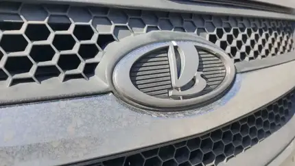 Спрос на б/у авто в России вырос на 14,5%: лидируют Lada и кроссоверы