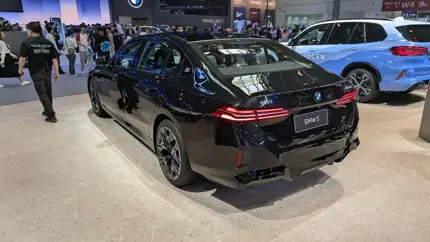 BMW 530e и 330e M Sport готовят как PHEV: до 105 км без бензина за 6,8 млн рублей