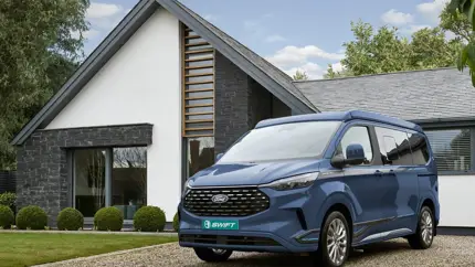 Этот компактный кемпер Ford вмещает четверых и не выглядит тесной переделкой