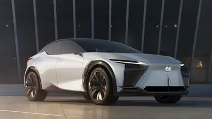 Lexus готовится к электромобильному будущему: запланирован новый завод в Китае