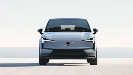 Volvo EX30 после года теста: быстрый разгон, сбои софта и неудобный ключ