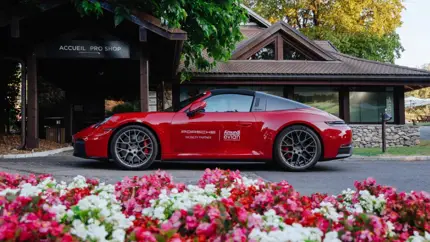 Гибридный Porsche 911 Targa добрался до Филиппин: крыша открывается, динамика почти суперкарная