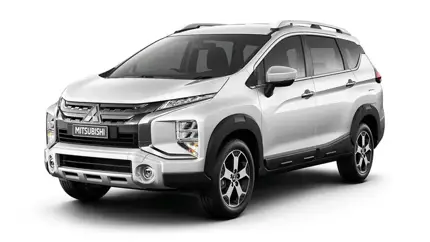 В Россию привезли надёжные семейные кроссвэны Mitsubishi
