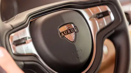 Российский Aurus спасается благодаря китайцам: продажи машин не задались