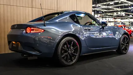 Даже когда машины полетят, MX-5 должен вызывать улыбку: Mazda раскрыла цель