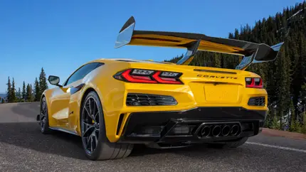 Слишком много прижимной силы: у Chevrolet Corvette ZR1 страдает краска
