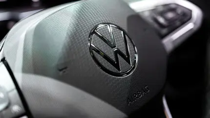 Сотни тысяч автомобилей Audi A3 и VW Golf могут попасть под отзыв из-за утечки топлива