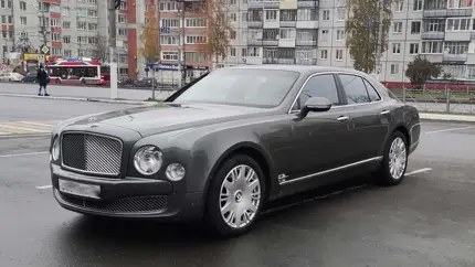 Россияне начали чаще покупать люксовые автомобили с пробегом