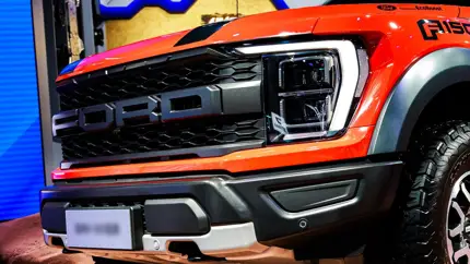 Ford придумал, как найти машину на огромной парковке: одного мигания фар мало