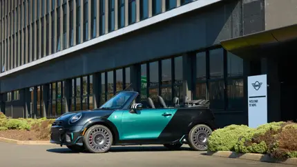 JCW Convertible стал почти Rolls-Royce: кабриолет с более чем 50 уникальными деталями