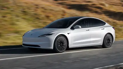 Самая доступная Tesla Model 3 проехала больше обещанного: почему это важно для покупателей