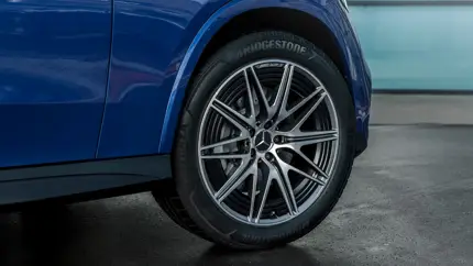 В Россию привезли «заряженную» модификацию нового Mercedes GLC - сколько он стоит