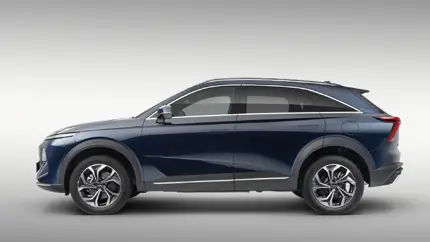 Компания Haval начнёт продажи нового кроссовера F7 летом 2024 года