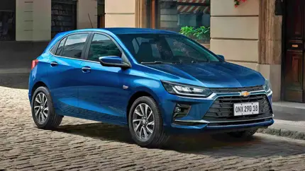 Chevrolet Onix Eco отказался от бензина и стал дешевле базовой «механики»