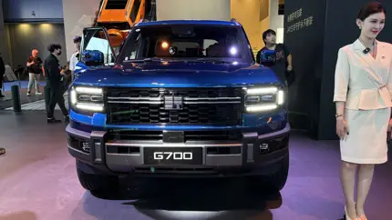 Компания Jetour привезла на автосалон в Чэнду большой рамный внедорожник Zongheng G700