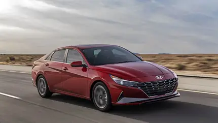 Hyundai Elantra против Nissan Sentra: кто надежнее на вторичном рынке?