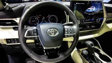 Toyota готовит новое поколение бензиновых двигателей — даже для «электромобилей»