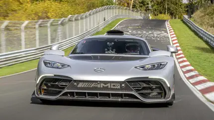 В ОАЭ выставили на продажу гиперкар Mercedes-AMG One, который нельзя перепродавать