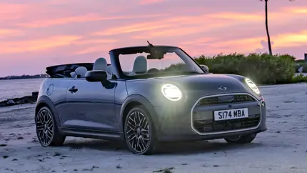 Представлен новый MINI Cooper Convertible: максимум удовольствия от открытых поездок