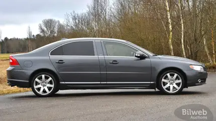 Один из 16: редкий лимузин Volvo S80 Nilsson 300 ищет нового владельца
