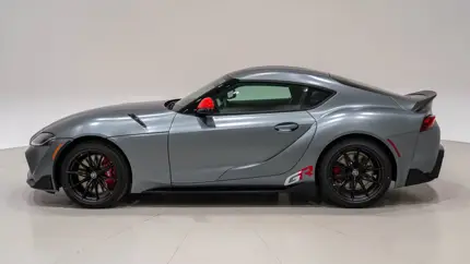Последняя Toyota Supra уже построена — и купить ее обычным способом нельзя