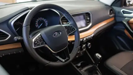 Какие шестилетние машины чаще продают в России: лидируют LADA, Kia и Toyota