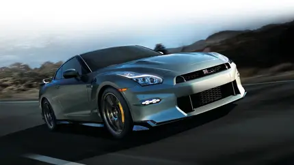 На прямой сошлись Nissan GT-R против Chevrolet C8 Corvette