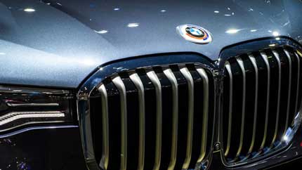 Около 2 тыс. новых BMW попали под отзыв из-за дефектных подушек безопасности