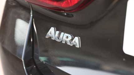 АвтоВАЗ показал новый представительский седан LADA Aura